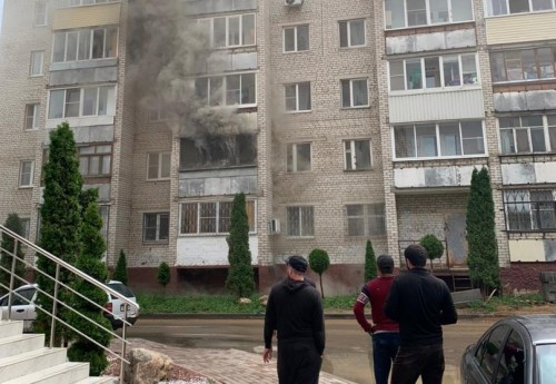 В Балабанове горела квартира на втором этаже дома №9 по улице 1 Мая