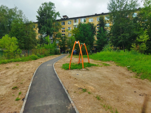 Это лето «украшает» Балабаново новыми тротуарами
