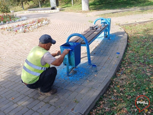 В Боровске благоустраивают сквер Гагарина