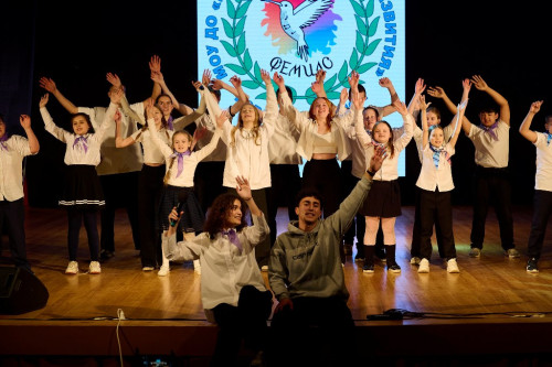 Зажигая звезды