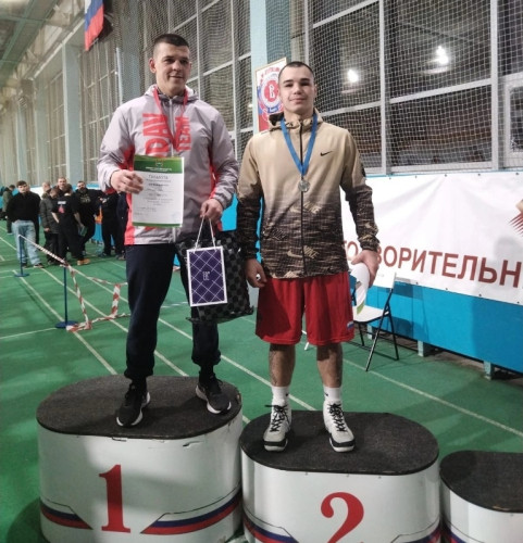 Боксеры из Боровского района приняли участие в областных чемпионате и первенстве, которые проходили 23-25 января в спортивной школе олимпийского резерва «ТРУД»