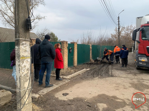 Областные ресурсники отключают воду в домах боровских неплательщиков