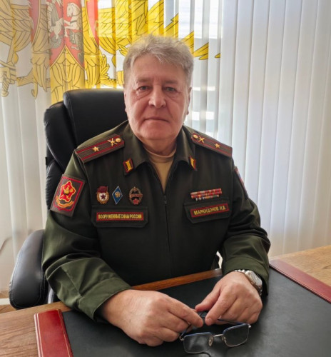 Между армией и гражданкой