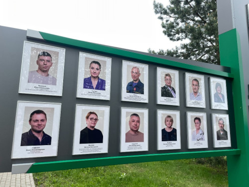 Сегодня произошло значимое событие – ежегодное обновление Доски почета «Трудовая слава Боровского района»