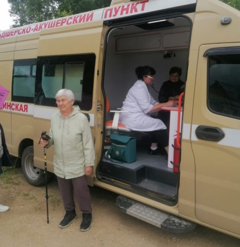 Мобильный ФАП обеспечил медицинскую помощь жителям Борисова
