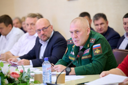 Начали работу