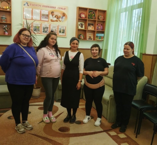 В балабановском центре «Ориентир» прошла теплая и полезная встреча с будущими мамами