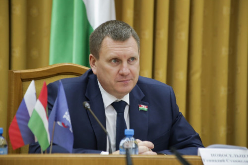 Геннадий Новосельцев рассказал о мерах поддержки ветеранов труда Калужской области
