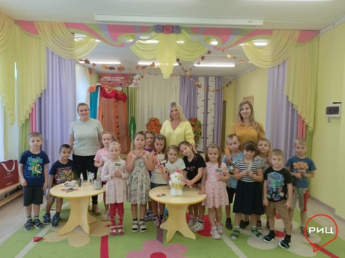 Воспитанники ермолинского детского сада «Аленушка» познакомились с профессией «грумер»
