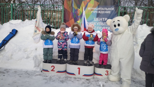 От мала до велика