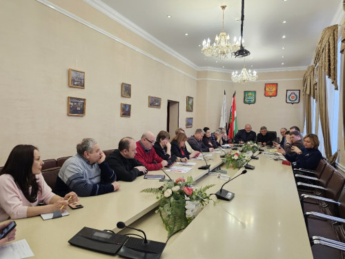 С планами на будущее