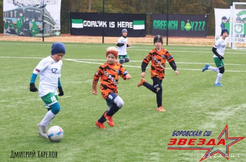 На боровском стадионе имени Алексея ПАРАМОНОВА состоялся футбольный турнир «GOAL'ик CUP»