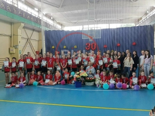 В Балабанове отметили 30-летие группы спортивного танца «ДАНС»