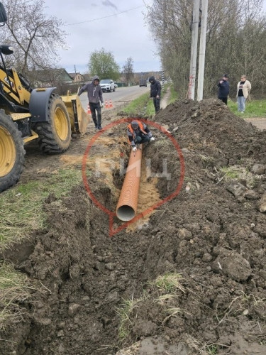 В Совхозе «Боровский» решили проблему, которая долгие годы доставляла неудобства жителям и автомобилистам