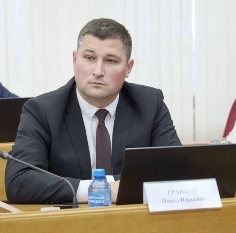 На следующей неделе проведут приемы жителей депутаты Закондательного Собрания Калужской области Павел ГРАНКОВ и Юрий СОЛОВЬЕВ
