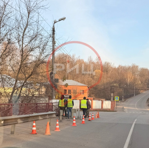 В Ермолине приступили к ремонту поврежденного участка автомобильного моста