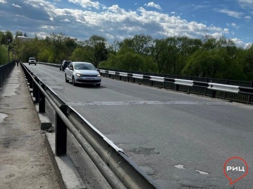 Покрытие автомобильного моста через Протву в Боровске отремонтируют до конца сентября