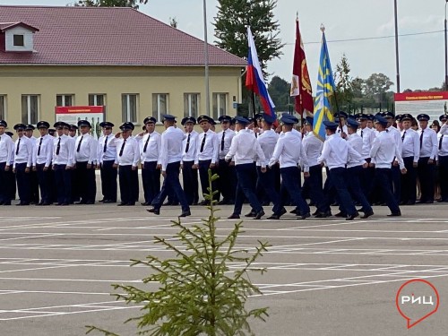 Торжественным митингом отпраздновали День воздушного флота в полку, дислоцирующемся в Балабанове