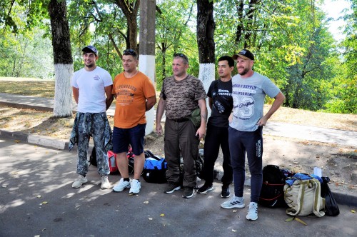 15 августа в Первомайск отправилась первая группа волонтеров из Боровского района