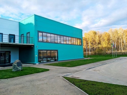 Завод компании «Натюрель», расположенный на боровской площадке Особой экономической зоны «Калуга», начал свою работу