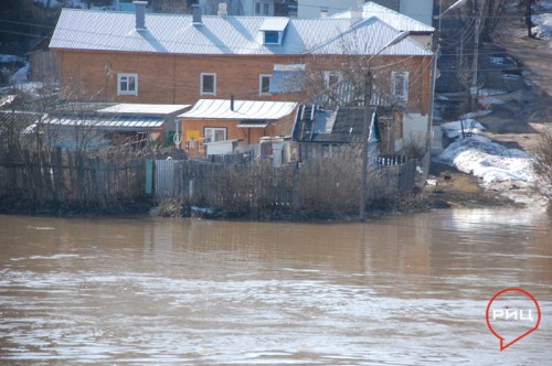 Защититься от воды и огня