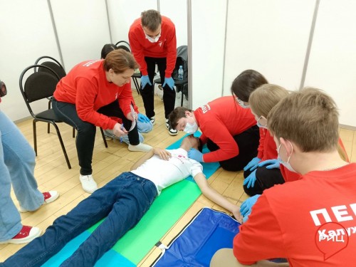 Команда «первых» из Боровского района поучаствовала в региональном туре чемпионата по оказанию первой медицинской помощи