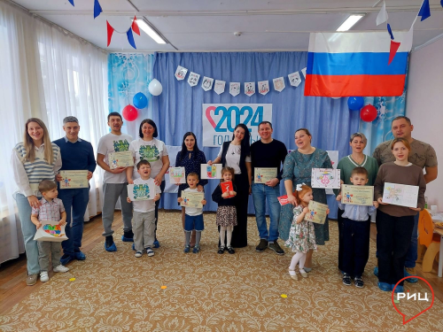 В боровском детском саду №8 «Карамелька» празднично отметили открытие Года семьи