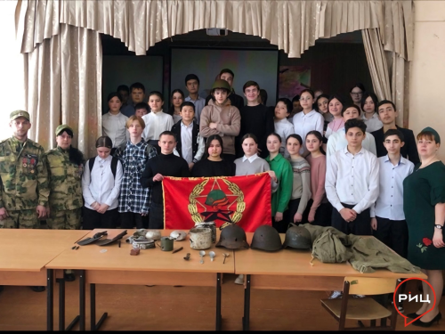 Поисковики Боровского района из отряда «Звезда» побывали в гостях в белоусовской школе