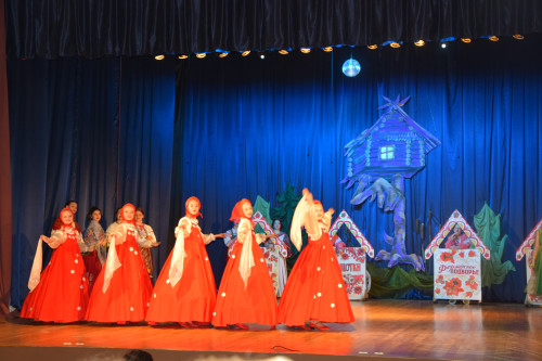 Международный День танца в Боровске традиционно отметили отчетным концертом известного хореографического коллектива «Боровские самоцветы»