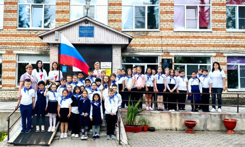 Ученики абрамовской школы пополнили ряды «Орлят России»